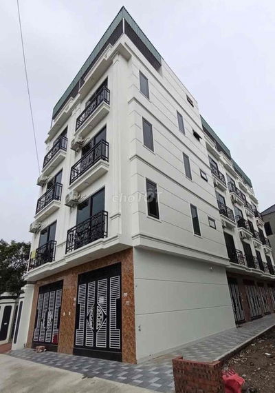 🏡Nhà Phụng Châu ngõ thông ô tô tránh ô tô đỗ cổng nhà 👉33m x5 tầng, cô