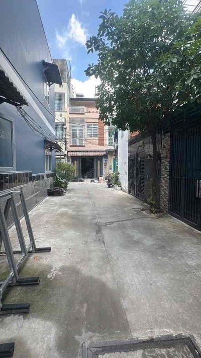 Bán nhà Liên khu 4/5, hẻm xe hơi, 54m2, 3 tầng 4Pn, nhỉnh 4 tỷ xíu
