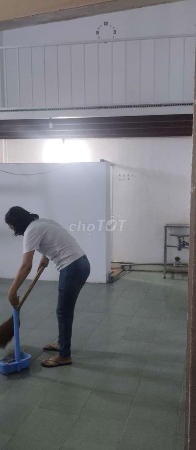 Phòng trọ trệt 20m2 có gác lửng,hẻm hoa bằng,tân sơn nhì, giờ tự do