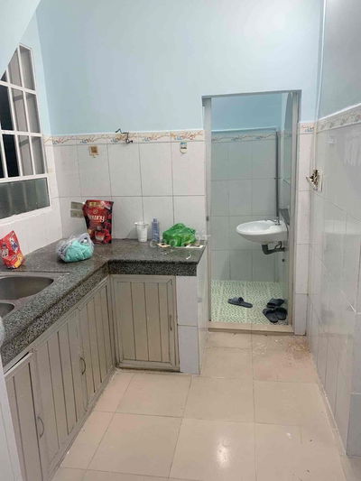 Cần cho thuê nhà nguyên căn gần ĐH ngân Hàng