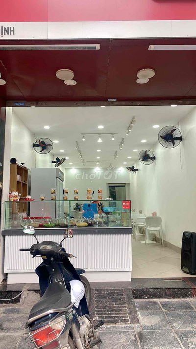 Cho thuê nhà mặt phố Trương Định DT 43m, MT 4m