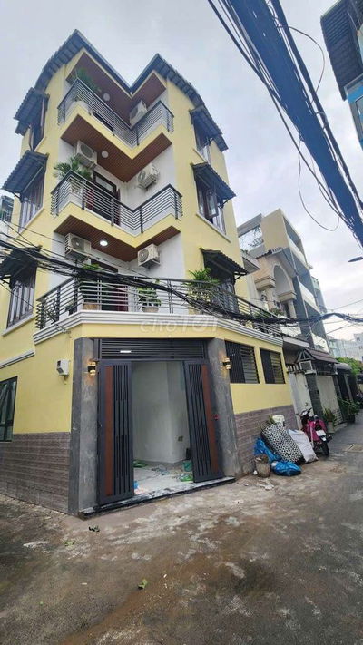 NHÀ 4 LẦU 6PN GÓC 2MT HẺM XE HƠI NGUYỄN THỊ THẬP, SÁT LOTTE MART