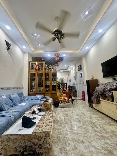 lưu hữu phước ,quận 8, 3 tầng ,hẻm 3m  4mx11m ,nhỉnh 4,x tỷ