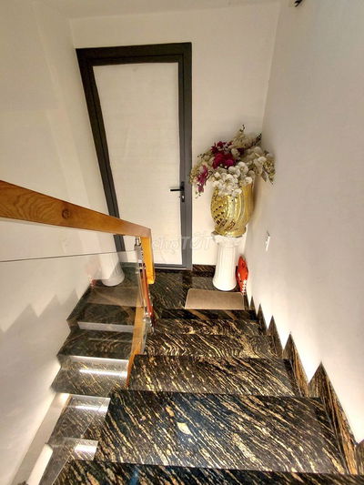 NHÀ ĐẸP HẺM XE TẢI ĐÔNG HỒ_NGANG 6,15M   – CHỈ 6.5 T Ỷ TL