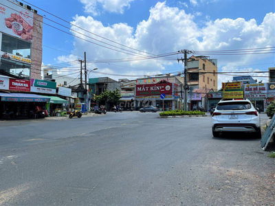 ĐẤT LỚN GẦN MT LÃ XUÂN OAI LONG TRƯỜNG CẦN CHO THUÊ GẤP!!!!