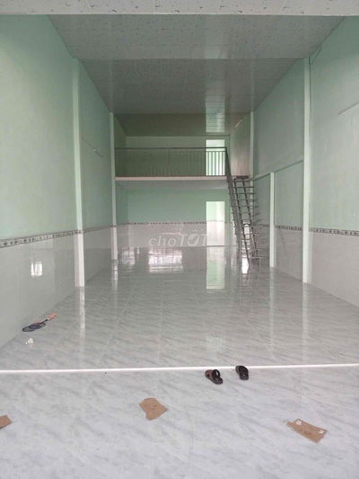 Nhà kho xưởng mới xây 5x25 gác lửng hẻm tải