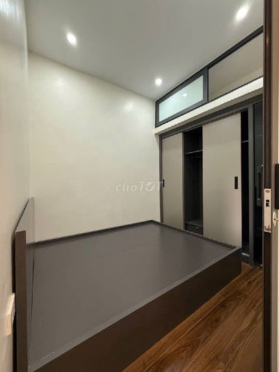 🏦 #G TẬP THỂ TẦNG 2- TRUNG TÂM QUẬN 2 BÀ - Ô TÔ ĐỖ CHÂN CẦU THANG