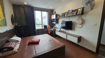 Bán nhà Phú Viên 60m2 ngõ nông thẳng oto đỗ cửa cách oto 20m 5.5 tỷ