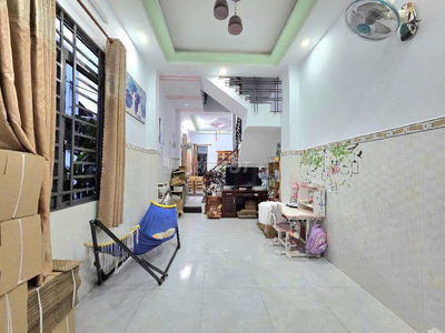 Hạ Còn 4,4 Tỷ - 64m2 - Đúc Bê Tông - HXH - SHR Hỗ Trợ Vay Bank