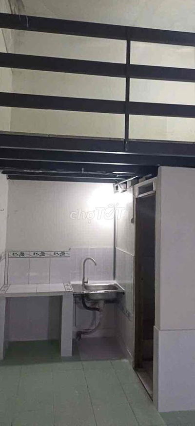 phòng trọ giá rẻ gần khu dân cư gàn chợ trường học và bệnh viện