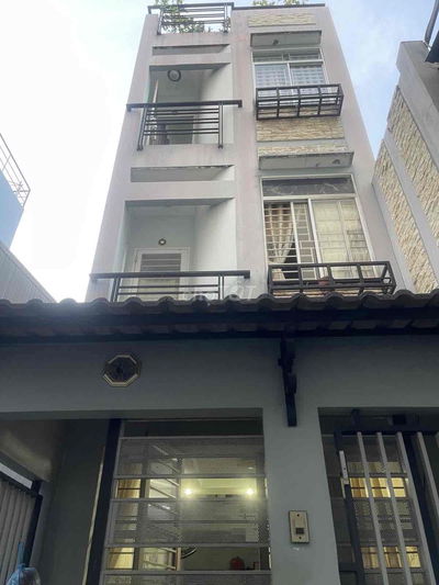 NHÀ NGUYỄN TRÃI- 40M2- 4 TẦNG- CÁCH MẶT TIỀN VÀI CĂN- CHỈ NHÍCH 6 ĐỒNG