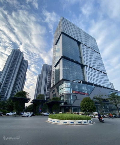 Bán 16 suất Đợt 1 sàn vp Rox Tower trực tiếp đối tác kinh doanh của CĐT. Lh: 0968 126 ***