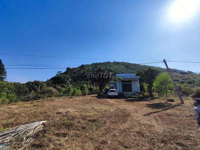 Bán 12356m vuông đất xã Lang Ngà-Định Quán, dt 49x250, giá 7.5 tỷ.