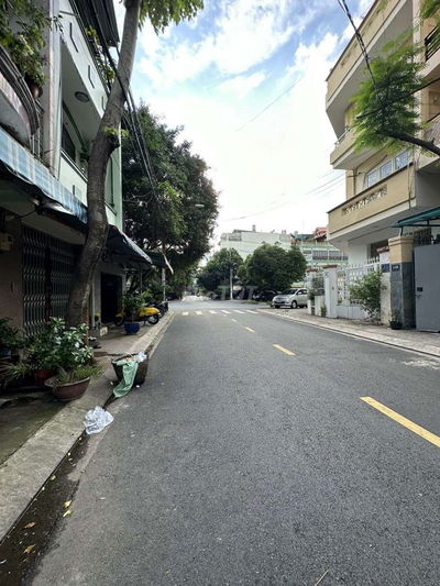 🧊🧊NHÀ CẠNH CV BÌNH PHÚ 1 ĐƯỜNG 14M💥4x16m 4 Tâng Ở HAY VP🌈🌈