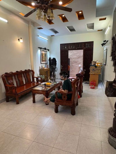 Bán nhà Lê trọng tấn ,dt 70m , giá *** khu vực