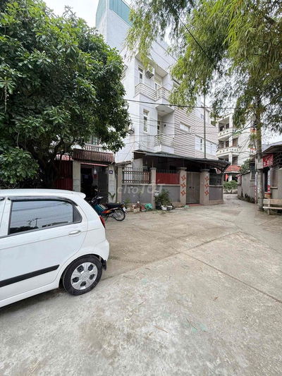 Bán Đất Tặng Nhà 3 Tầng - Phố Tây Mỗ - Ô Tô Vào Nhà - 67m2 - 130tr/m