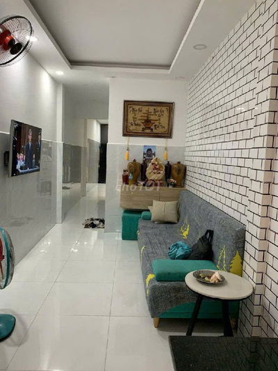 Bán Nhà đường Lũy Bán Bích 40m2 xây 2 Tầng giá 3,19 Tỷ