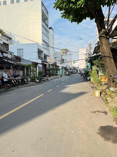 Bán nhà Mặt Tiền Cách mạng 4.3x14m 2 lầu st giá 9.9 tỷ