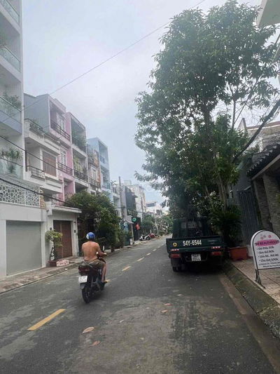 Bán nhà Mặt Tiền Lê Lâm 4x20m nhà 2 Lầu giá 9.9 tỷ - Lyn Group