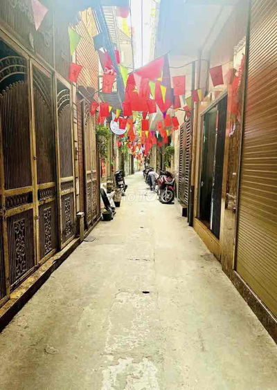 Hàng hiếm! Tây Hồ - Ngõ nông rộng 2.5m - 28m giá có 6.x tỷ