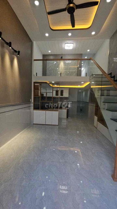 Bán Nhà 4 x 11  Gần Bến Xe Buýt Thới An Q12 Giá : 1 ty638TR