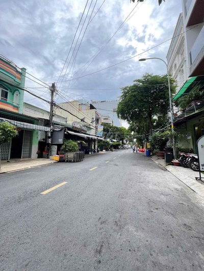 mặt tiền quách đình bảo 4.2x20m 2 lầu 3 phòng