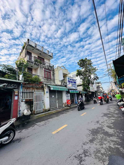 Bán gấp căn nhà 3 lầu 10phòng 350m2 đất mặt tiền Nguyễn Văn Công