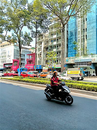 SIÊU VỊ TRÍ-MẶT TIỀN CHÂU VĂN LIÊM-Q5-GÓC NGUYỄN TRÃI-56M2- 7TẦNG-10PN