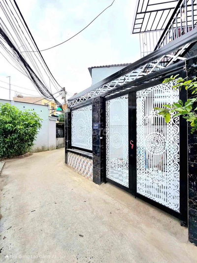 📕📕📕BÁN NHÀ SHR - CÓ SÂN ĐỂ XE RỘNG RÃI - KHU DÂN CƯ HIỆN HỮU - NHÀ BÈ