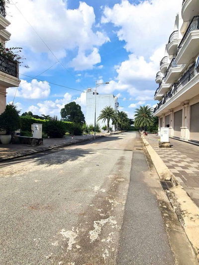 Bán Lô đất 81.4m2, 5.6x14.5, đường 9m, 1 sẹc thẳng Đ. Nguyễn Xiển, Q9