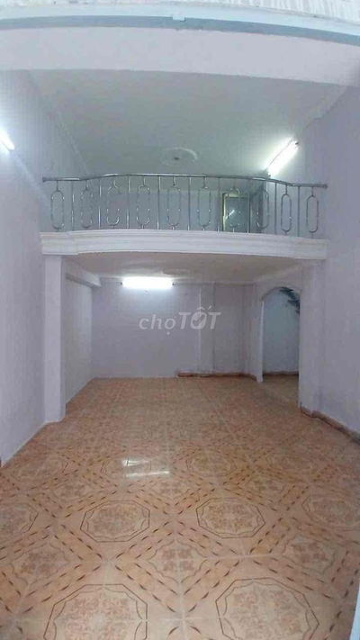 Bán nhà ngay phương 16 gần trường hoc Phan Tây Hồ