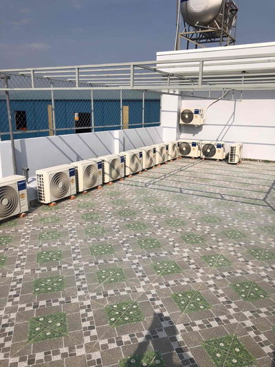 Cho Thuê Phòng Máy Lạnh Lê Trọng Tấn