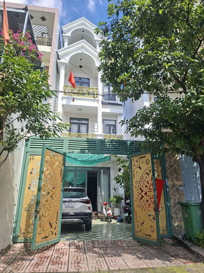 Bán nhà 5,5x22m nở hậu 8m Có Thang máy, đường 12m Nguyễn Ảnh Thủ