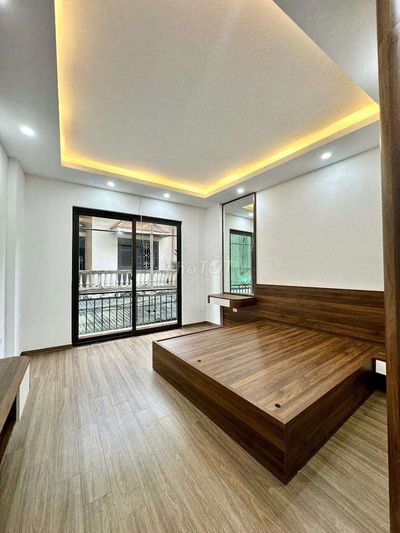 CÓ 1 KHÔNG 2 ! XUÂN LA - 32M², 5 TẦNG, 3 NGỦ, FULL NỘI THẤT, CHỈ 8 TỶ