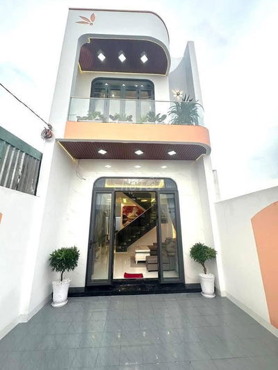 CẦN BÁN NHÀ VỊ TRÍ ĐẸP, TIỀM NĂNG SINH LỜI CAO 1TY950/70M