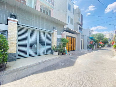 Bán nhà mặt tiền sát Linh Đông - Phạm Văn Đồng- 82M2 -1T2L-Đường Thông