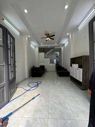 Mặt Tiền KD(4x14m) Gò Dầu 3Tầng 4PN đường lớn kd tốt.