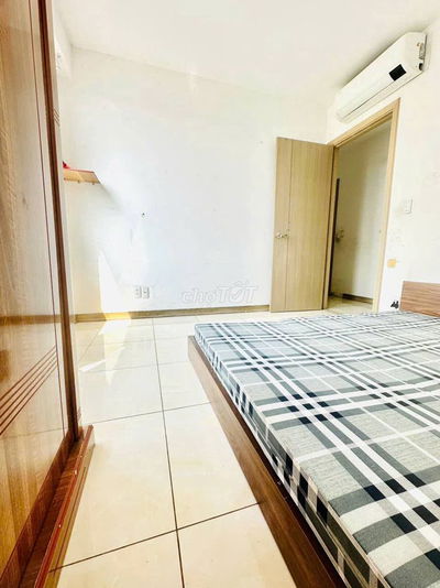 Khép kin , giá 2,6tr , 30m², 914 trương định