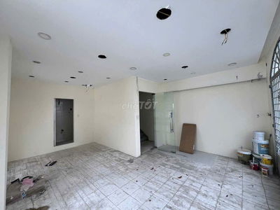 Nhà Mới 3PN XE HƠI ĐẬU CỬA NGUYỄN HIỀN Quận 3