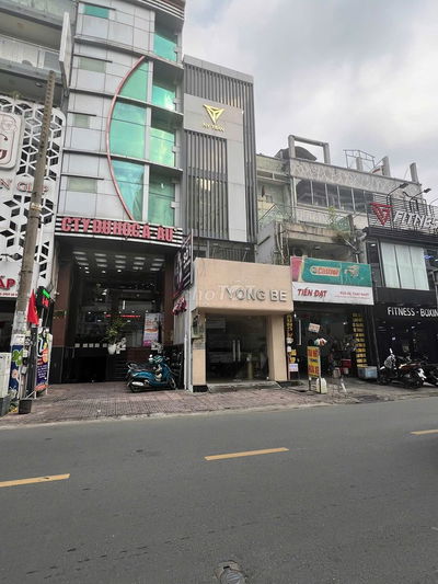 Mặt Tiền có vỉa hè rộng - Trần Huy Liệu - 40m2 - 4 Lầu Nhà mới