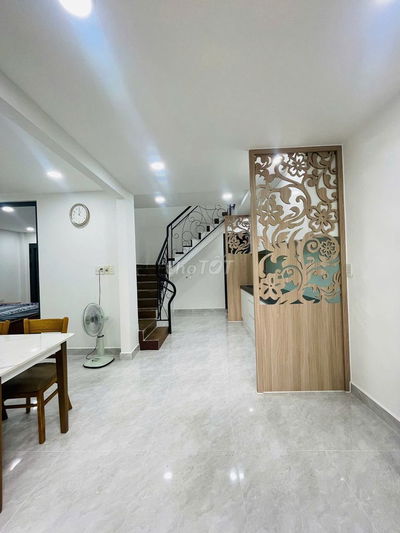 NHÀ NGUYÊN CĂN - 3PN -  4WC - Trung tâm Quận Phú Nhuận