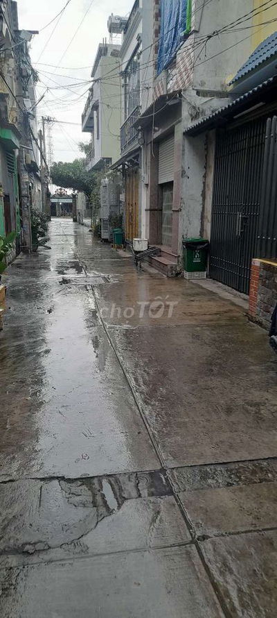 Cho thuê nhà nguyên căn hẻm xe hơi