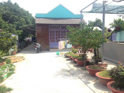 Phòng sân vườn 32m wifi free gân chợ Hiệp bình