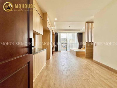 ♟️CHDV STUDIO BAN CÔNG MỚI 100% NGAY CHỢ HOÀNG HOA THÁM - NHÀ GA T3