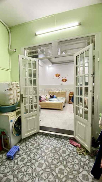 💥💥BÁN GẤP GIẢM NGAY 750tr - 32,4m2 . Giá chỉ còn 4.75 Tỷ (TL)