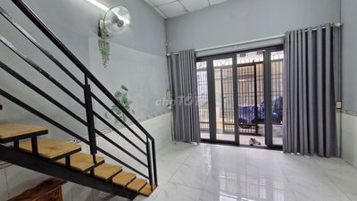 Cho thuê nhà Nguyên căn Phường 7 Quận 8 -9 triệu 2 PN ( KHÔNG NGẬP)