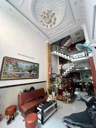 NHÀ MỚI FULL NỘI THẤT 4*15m 1LỬNG 2LẦU ST 4PN 5WC HXH NG VĂN KHỐI