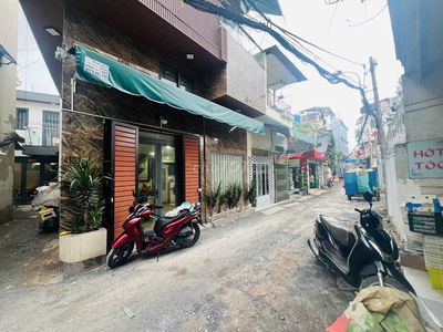 NHÀ NGANG 6M CMT8 – CÔNG NHẬN 52M² – GIÁ CHỈ 6,5 TỶ- 3PN VÀO Ở NGAY