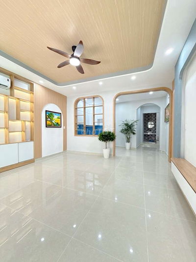 Nhà mới ở liền 2 tầng 45m2 cách mặt tiền vài bước chỉ 5 tỷ xíu