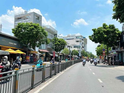 MẶT TIỀN LŨY BÁN BÍCH, 5 TẦNG CÓ THANG MÁY, 100M2, GIÁ 21,5 TỶ TL